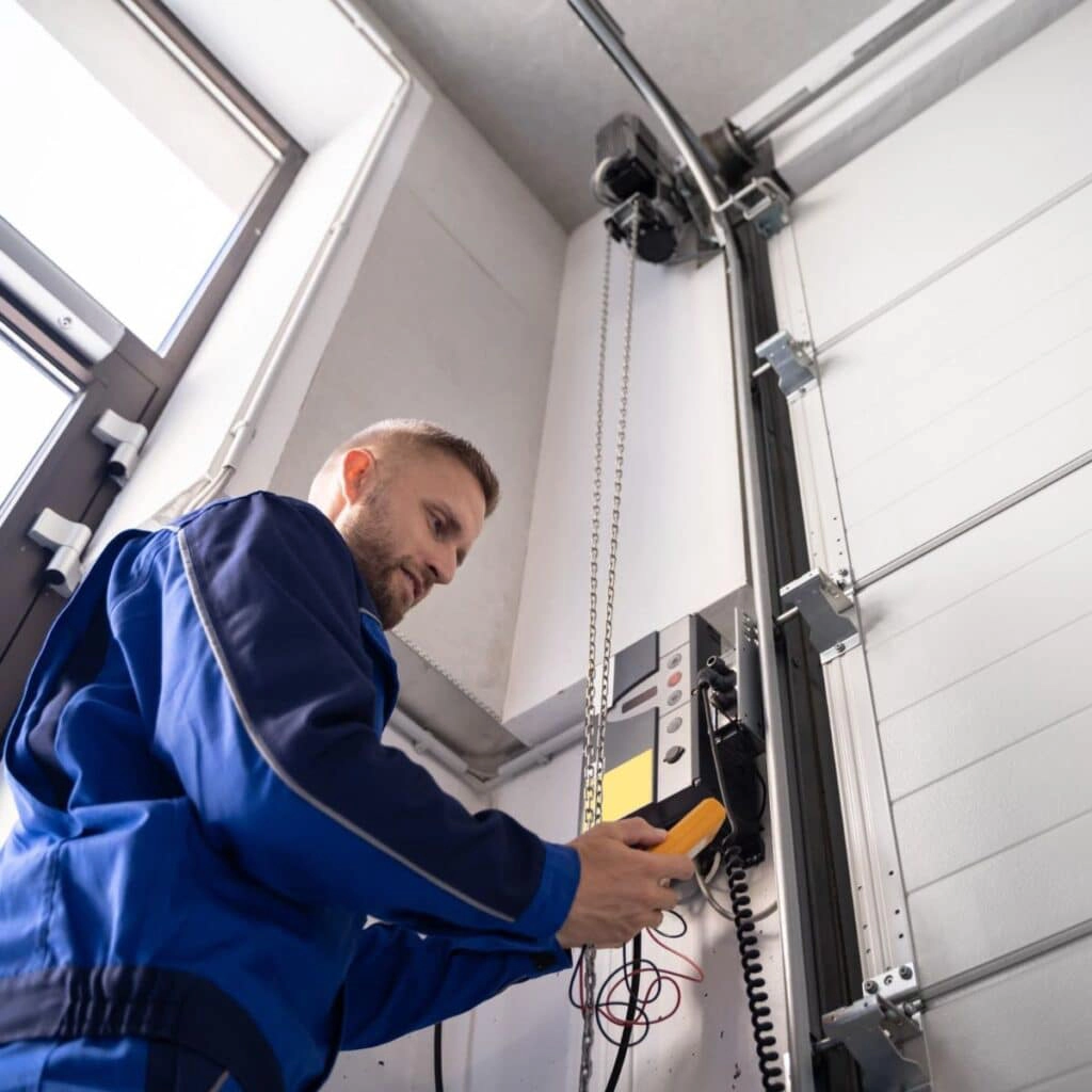 Garage Door Clear Lake TX technician